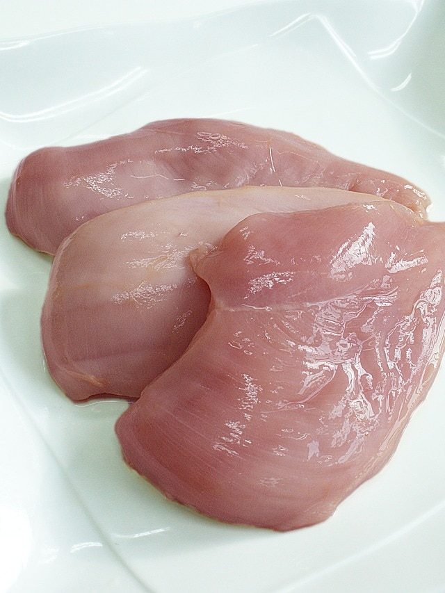 চিকেনের এই পিসগুলো বড্ড ছিবড়ে হয়, এভাবে রাঁধলে হবে না