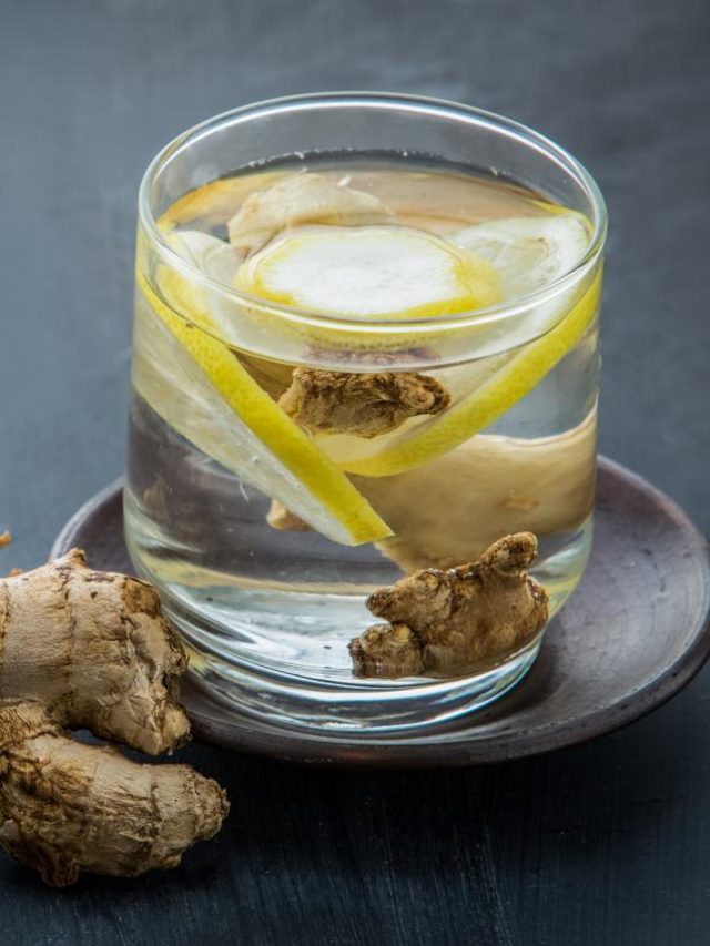 খালি পেটে লেবু জল, শরীরের জন্য ঠিক কি?