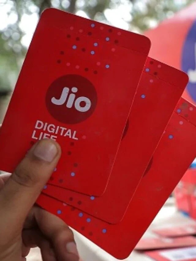 গোটা পরিবারকে ফ্রি-তে ডেটা ও কলের সুবিধা দিচ্ছে JIO