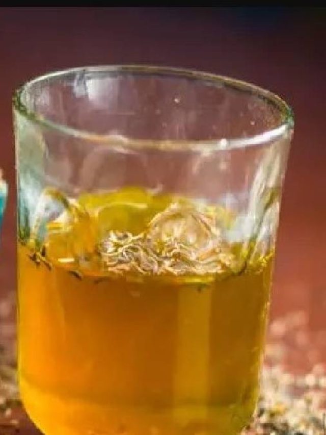 রোজ সকালে উঠে এই ম্যাজিক ওয়াটার খান, ফিট থাকবেন সবসময়