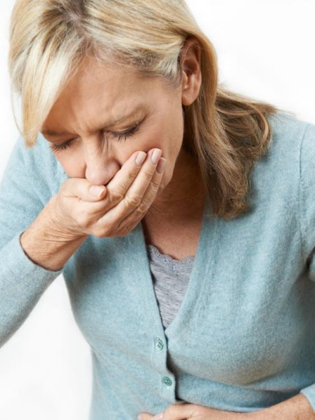 বমি বমি ভাব-চোখ ফোলা, কিডনি নষ্ট হয়নি তো?