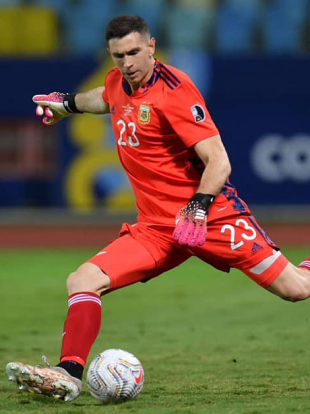 এক্কেবারে বাঙালি, কলকাতায় মার্টিনেজের পাতে কী কী?