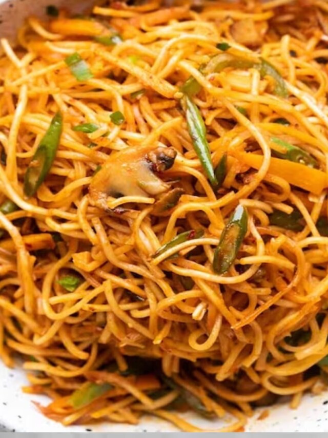 ভাত-নুডলস ভাজতে গিয়ে কড়াইয়ে চিপকাবে না, রইল নিনজা টেকনিক