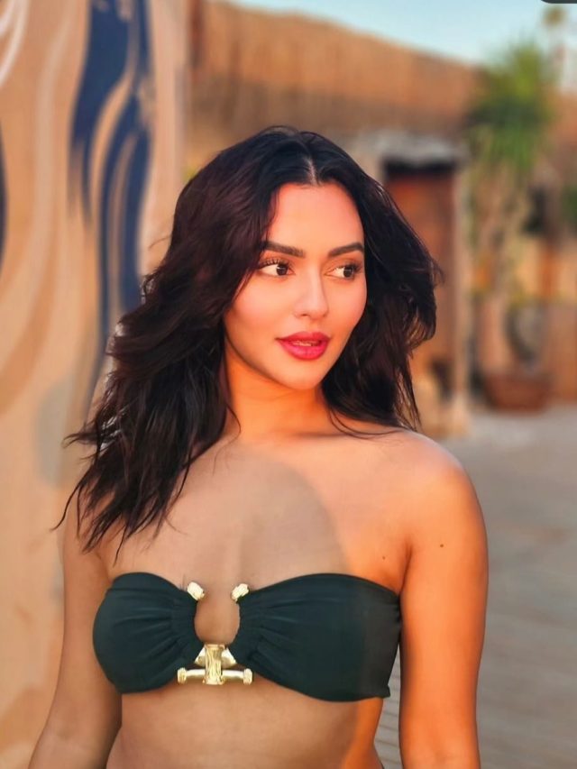 বাংলাদেশি নায়িকার উদ্দাম বোল্ড লুক, VIRAL