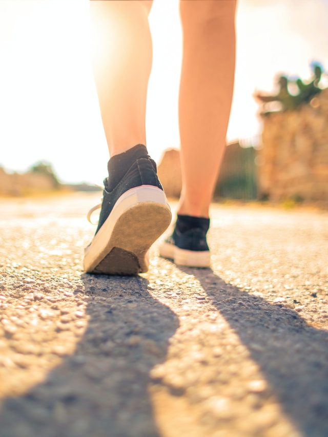 দ্রুত ওজন কমাতে রোজ কতটা হাঁটবেন? জেনে নিন এখানে