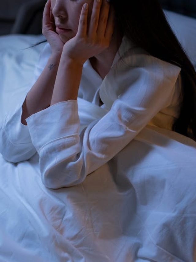 বিছানায় শুলেই ঘুমের দেশে! মানুন এই ৭ নিয়ম