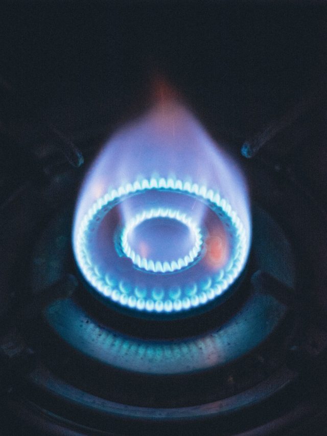 নোংরা বার্নার পরিষ্কার করুন এভাবে, রান্নার গ্যাস চলবে বেশিদিন