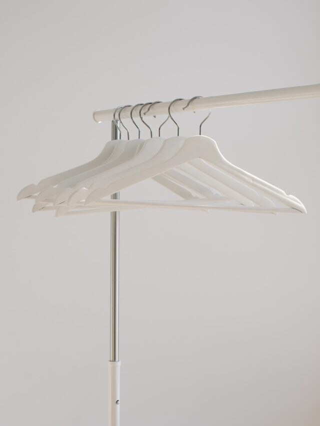 5 Ways To Dry Clothes Fast In The Rainy Season