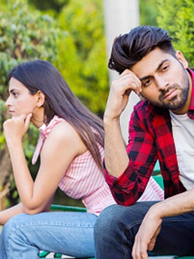 প্রাক্তন ফিরে আসতে চাইছে, বুঝে নিন এই ৫ ইঙ্গিতে