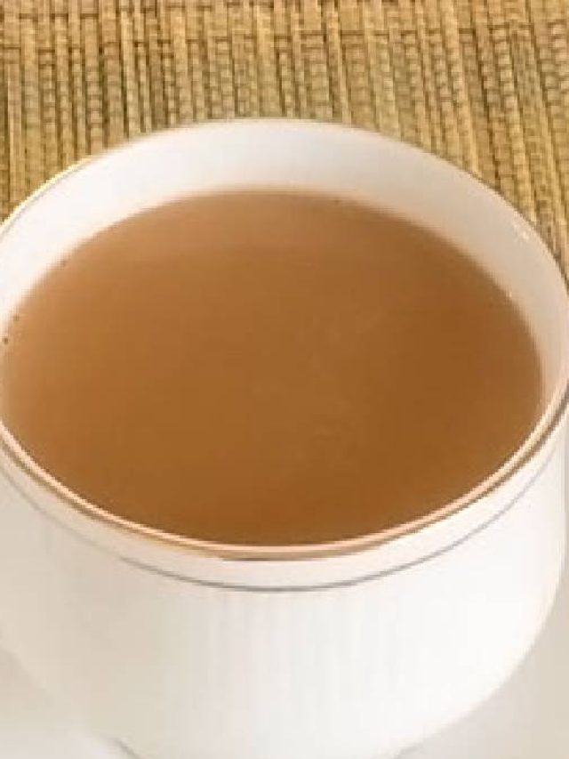 চা খেলে কি সত্যিই কালো হয়ে যায় গায়ের রং? জানুন আসল সত্য