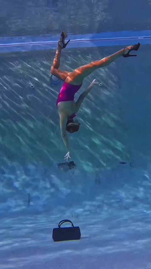 Barbie online song gana