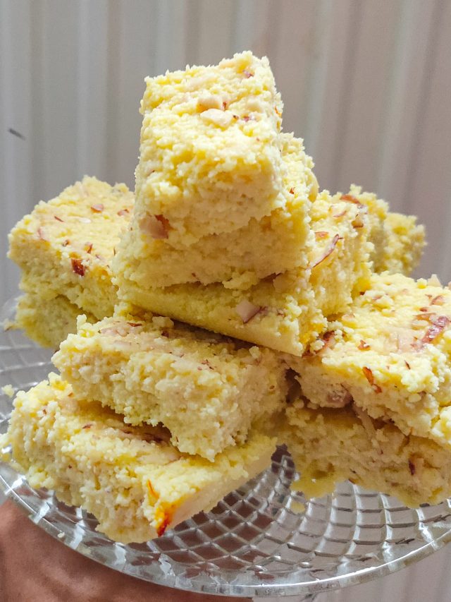 সহজেই বাড়িতে বানান জিভে জল আনা কালাকাঁদ, রইল পদ্ধতি