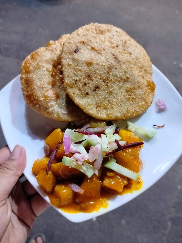 ছুটির দিনে ব্রেকফাস্টে বানান মাছের কচুরি, রেসিপি জেনে নিন