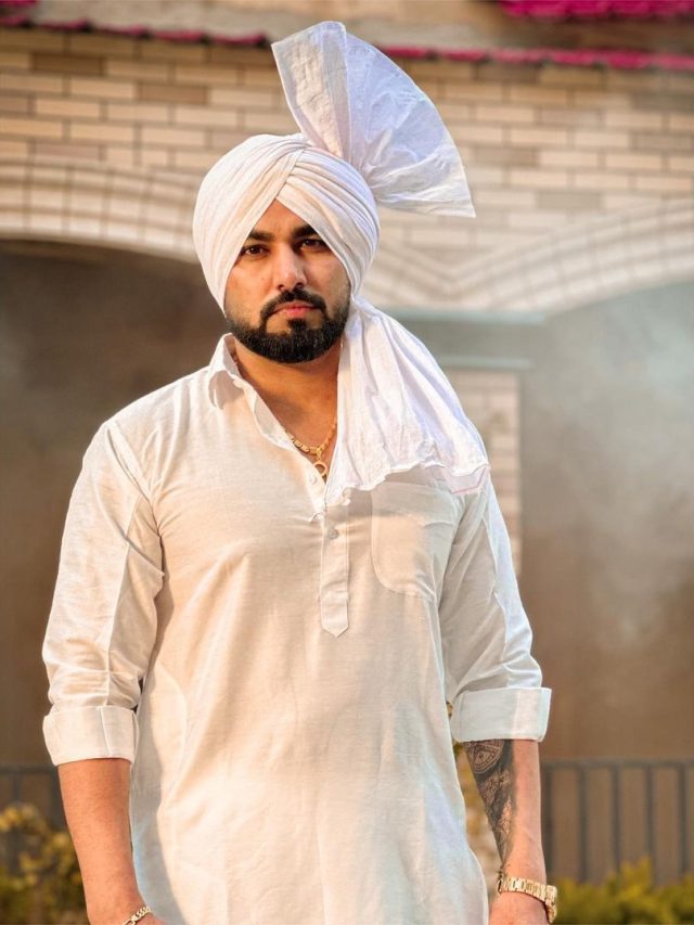 एल्विश के बाद बिग बॉस 17 का 'सिस्टम' हिलाएंगे ये यूट्यूबर्स? करेंगे बड़ा धमाका!