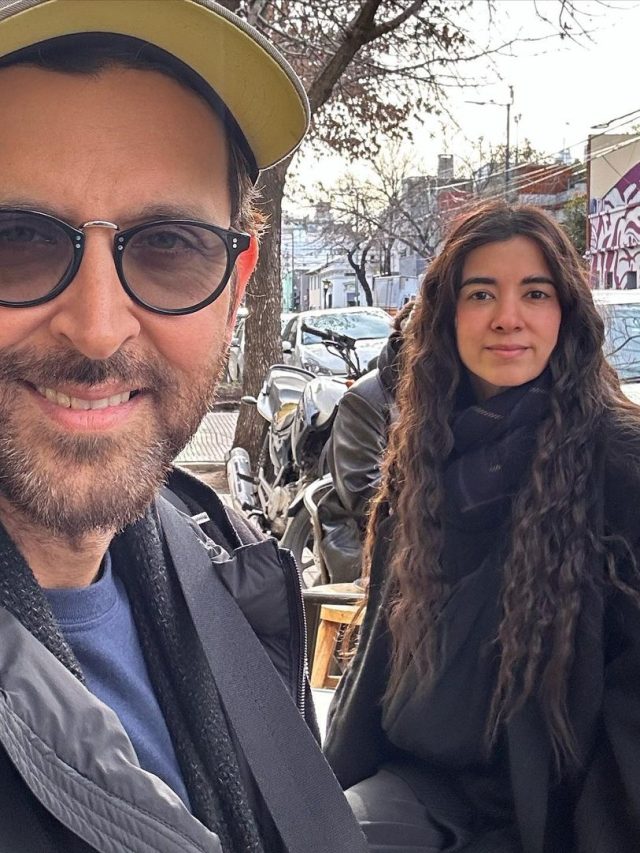 12 साल छोटी गर्लफ्रेंड संग रोमांटिक वेकेशन पर Hrithik, शेयर की फोटो, फैंस बोले- शादी कर लो