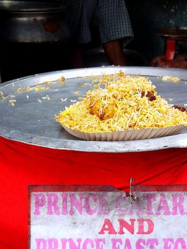 বিরিয়ানি রান্নার সময় তলায় দলা পাকিয়ে যায় কেন? এই হ্যাকশে সমস্যা মিটবে