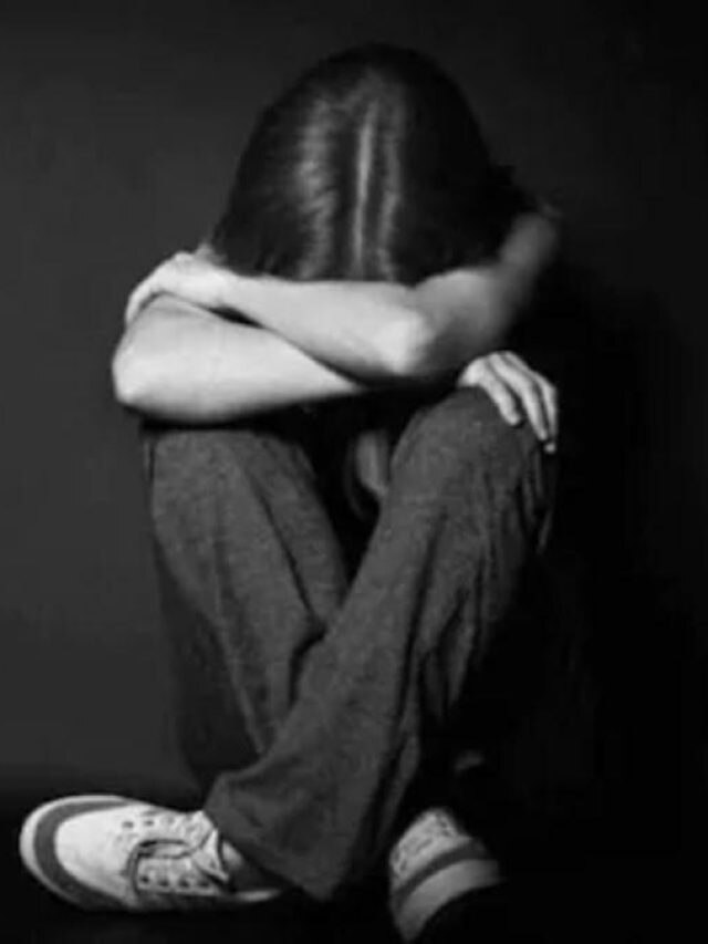 দীর্ঘ দিন মন খারাপ বিপদের আশঙ্কা, কী করণীয়?