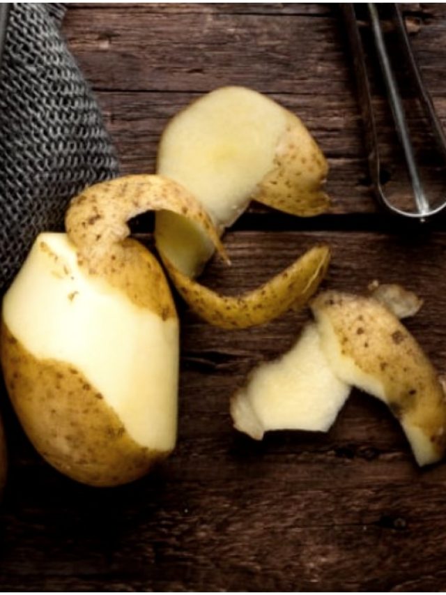 আলুর খোসা ফেলে দেন? জানুন কত উপকারী