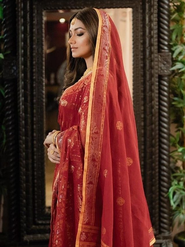 এই গরমেও বিয়েবাড়িতে শাড়ি? সমস্যা নেই, রইল টিপস