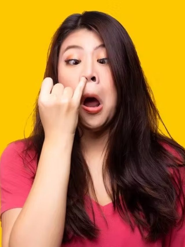 কথায় কথায় নাকে হাত দেন? হতে পারে বড় বিপদ