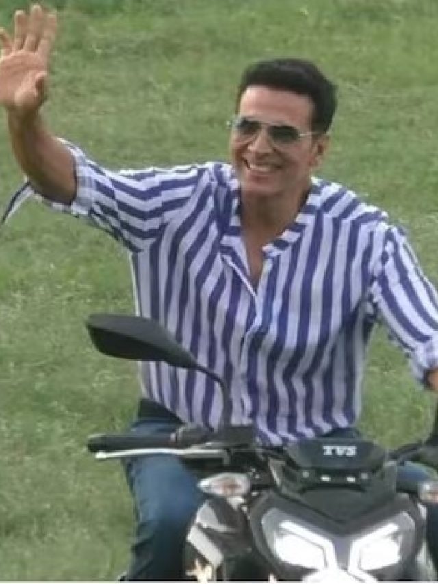 यूपी में शूटिंग कर रहे अक्षय कुमार, मैदान में दौड़ाई बाइक, पीछे भागी सिक्योरिटी