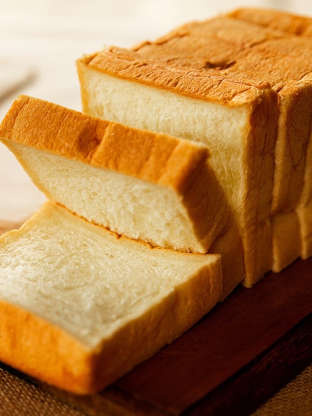 সকালে পাউরুটি  খান? কী কী ক্ষতি হচ্ছে জানেন