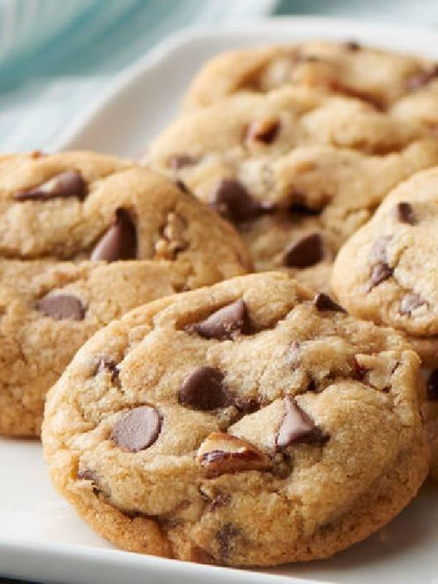 বৃষ্টির দিনে চা-কফির সঙ্গে চকোলেট কুকিজ, ডিম ছাড়া রইল রেসিপি