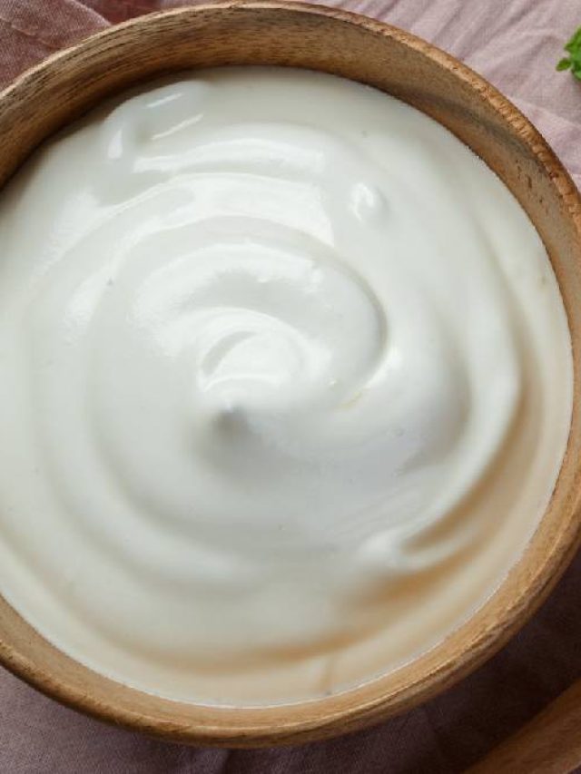 শুধু মাছ-মাংস ম্যারিনেট নয়, রান্নায় এভাবেও দই ব্যবহার করা হয়