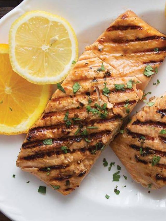 ওজন কমাতে পাতে রাখুন মাছ, তবে খান এভাবে