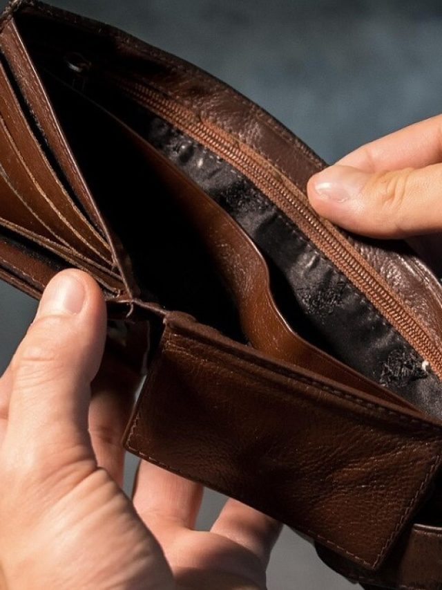 আর্থিক সমস্যা মেটাতে এড়িয়ে চলুন এই বাস্তু ভুলগুলি