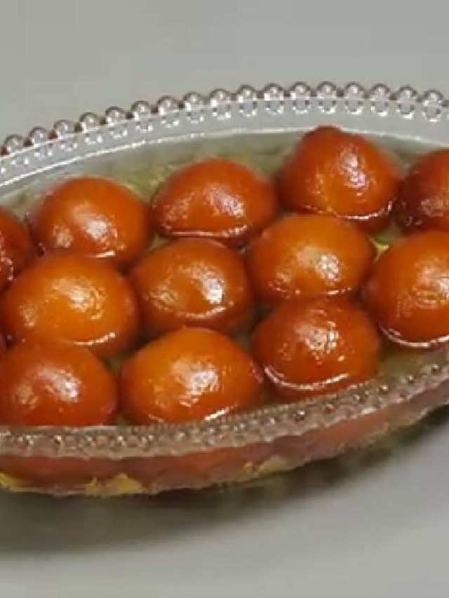 বাড়িতে বানান সুজি দিয়ে এই মিষ্টি, খেতে লাগবে অসাধারণ