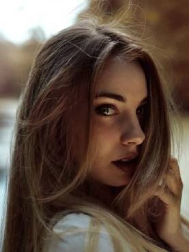 ধুলো-নোংরার মধ্যেও চুল থাকবে সিল্কি, সমাধান লুকিয়ে চালে