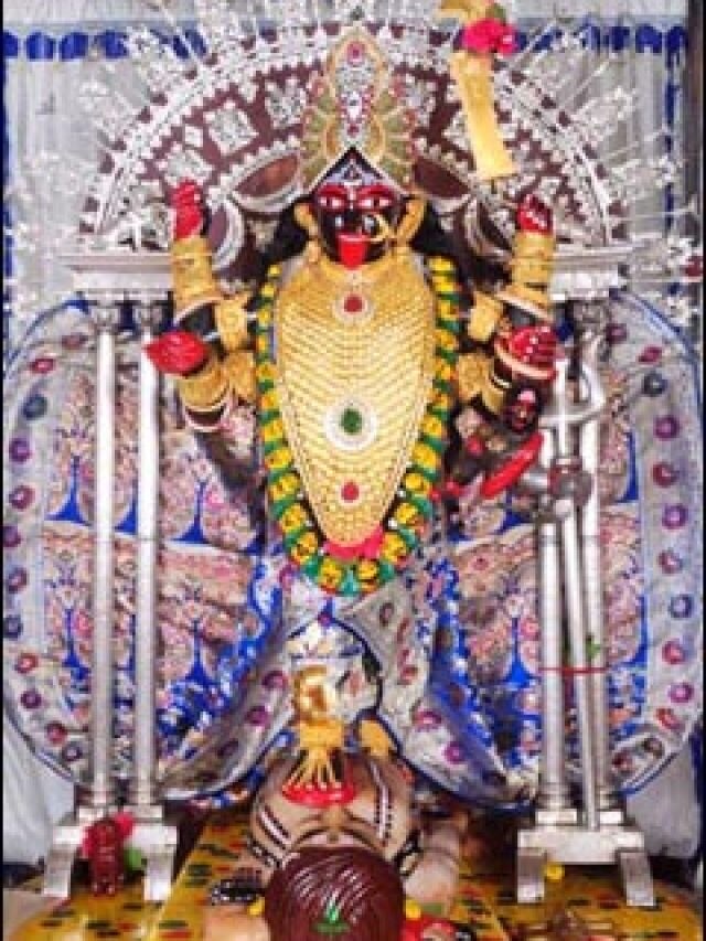 দক্ষিণেশ্বরের ভবতারিণীর মূর্তি কে গড়েছিলেন? জেনে নিন