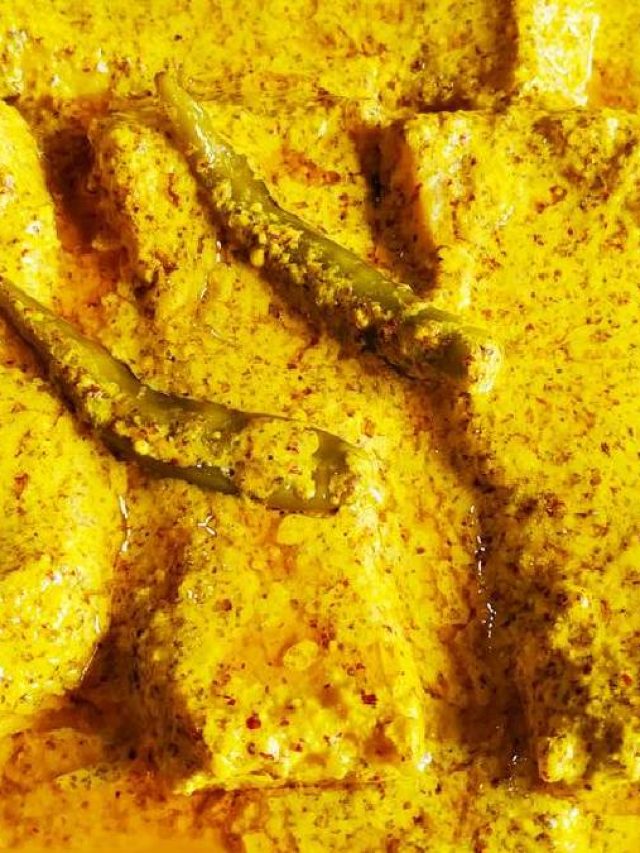 উঠবে এক থালা ভাত, যদি থাকে কাতলা মাছ ভাপা