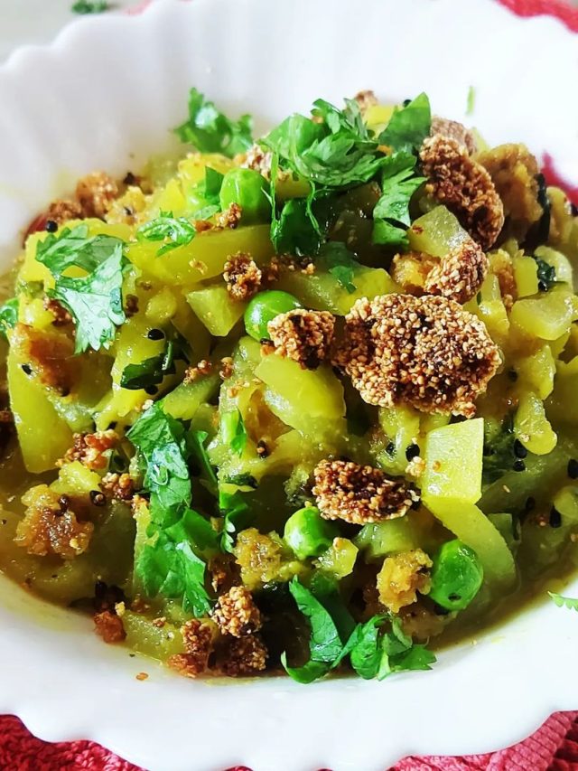 লাউ ঘন্ট হবে মজাদার, এই বিশেষ জিনিস দিতে ভুলবেন না যেন