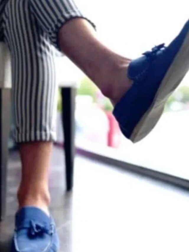 কী কারণে মানুষ পা নাচায়? ডাক্তারদের ব্যাখ্যা জানলে অবাক হবেন