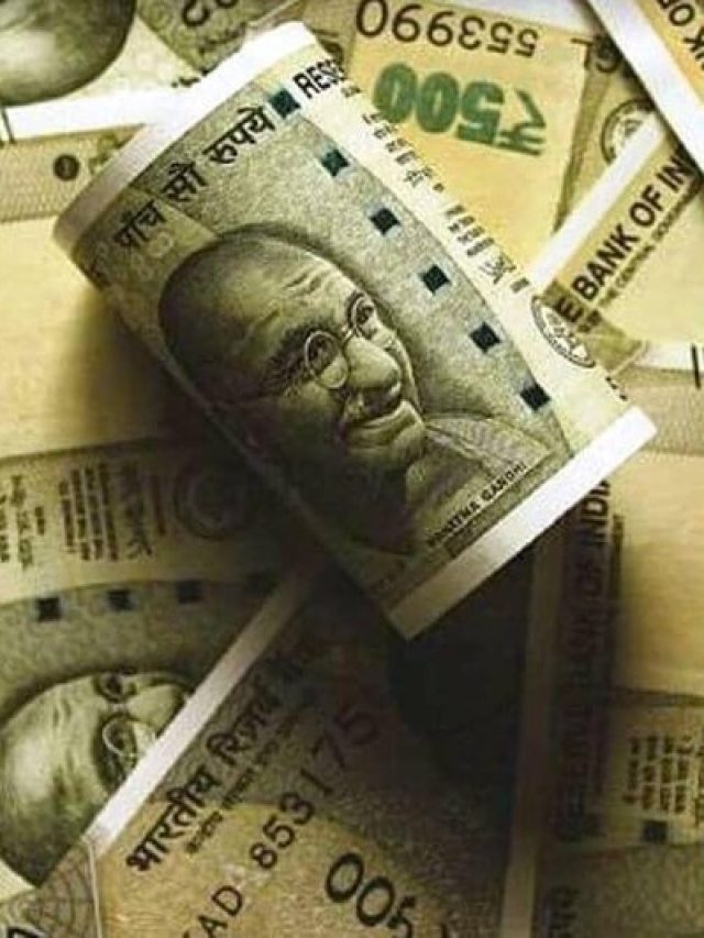 আসবে দেদার টাকা, বাড়ির দরজায় বাঁধুন এই জিনিস