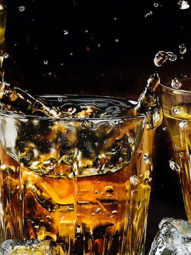 ভারতেই প্রচলন 'পেগ', কীভাবে এল এই শব্দ?