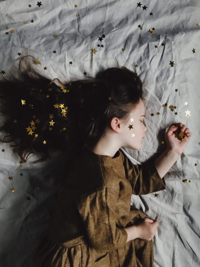 স্বপ্নে এমন মহিলা দেখা সৌভাগ্যের, আসছে 'আচ্ছে দিন'