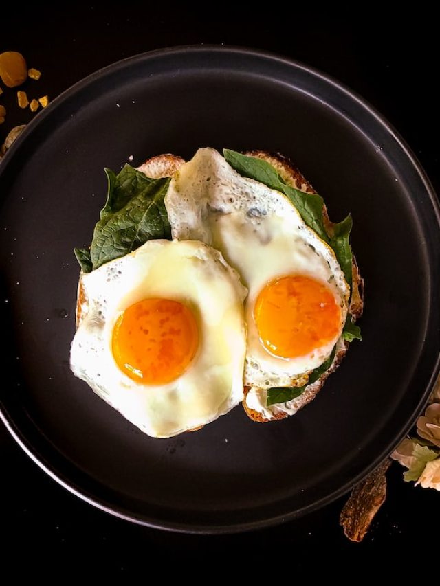 ডিমের পুরো পুষ্টি চান? এভাবে রেঁধে খান