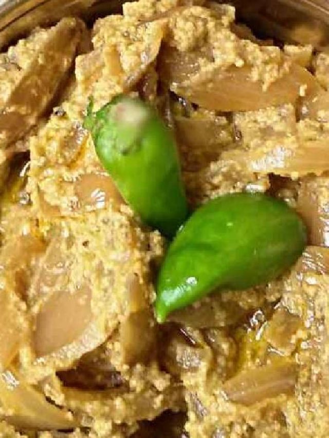 আলু পোস্ত শুধু নয়, পেঁয়াজ পোস্ত দিয়েও উঠে যাবে এক থালা ভাত