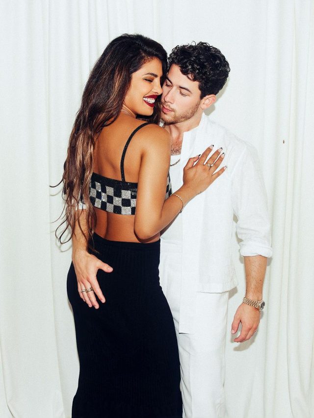 पति संग रोमांटिक हुईं प्रियंका, सिजलिंग केमिस्ट्री पर फैंस फिदा