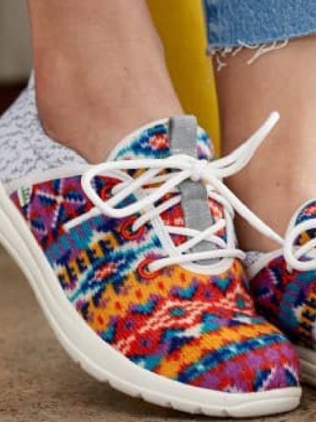 সকালে কিনবেন না জুতো, সঠিক সময় এখনই জানুন