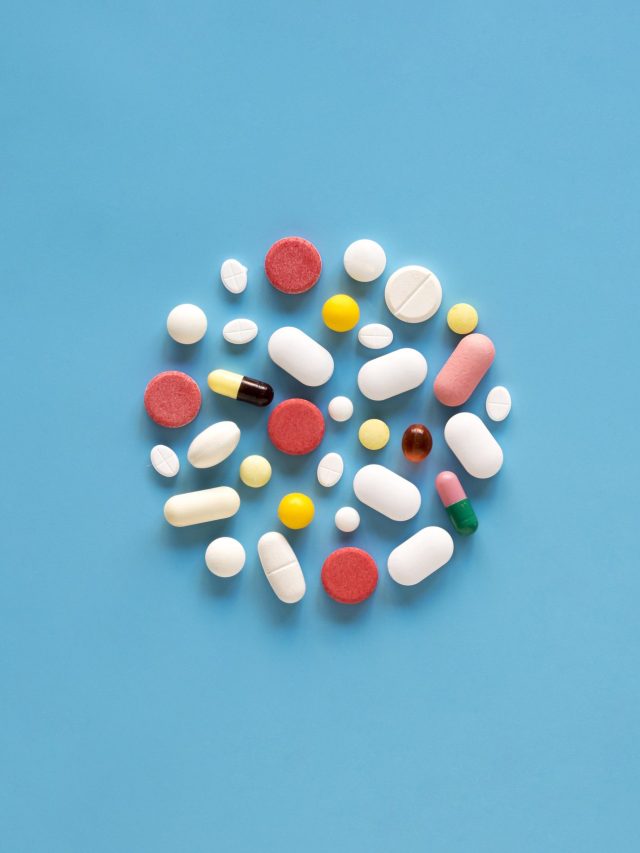 ওষুধ কেন নানা রঙের হয়, রোগের সঙ্গে কি সম্পর্ক আছে?