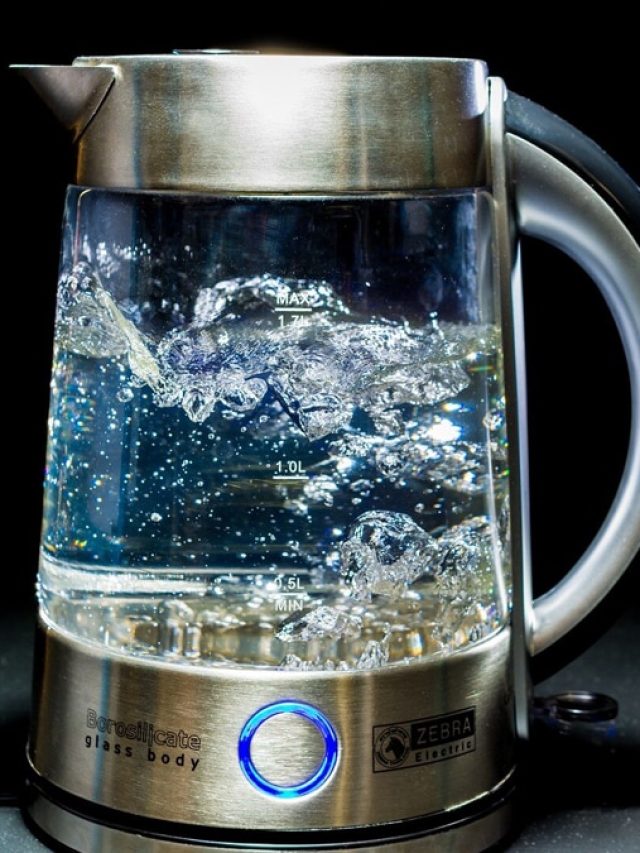 গরম জল পান করলে সারবে নানা রোগ