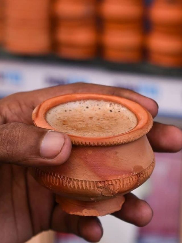 বেশিরভাগ লোক জানে না, এটাই আদা দিয়ে চা বানানোর সঠিক নিয়ম