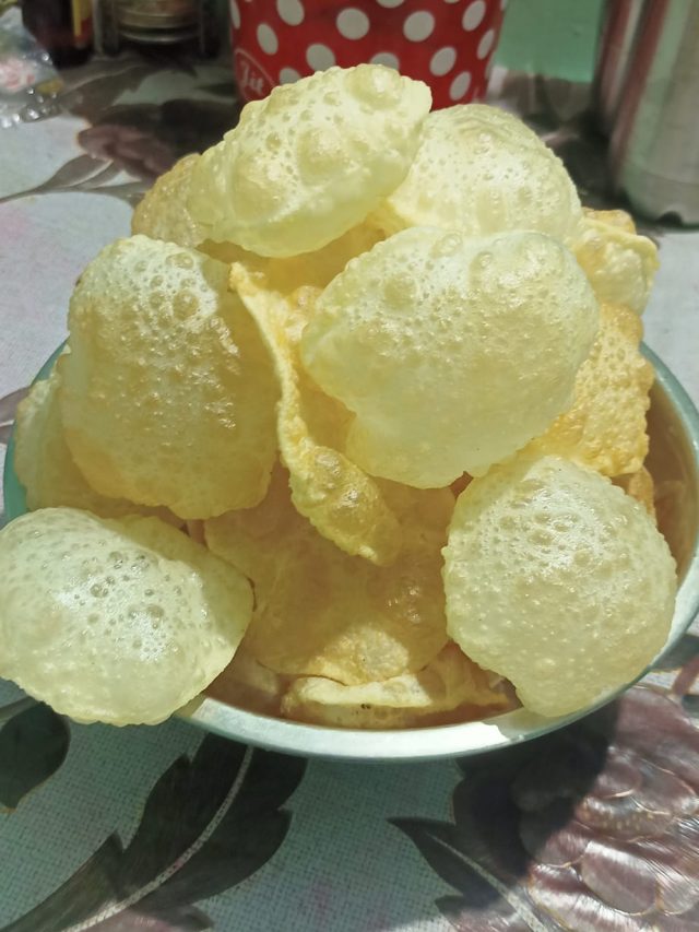 বেঁচে যাওয়া ভাত দিয়ে বানিয়ে ফেলুন লুচি, রইল দুর্দান্ত রেসিপি