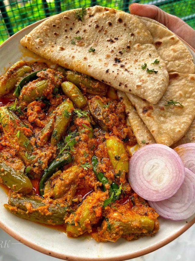 কুদরির খাট্টা-মিঠা চচ্চড়ি, রুটি দিয়ে জমবে বেশ