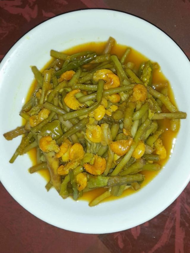 কচুর লতি তো খান, এর উপকারিতা জানেন? রইল