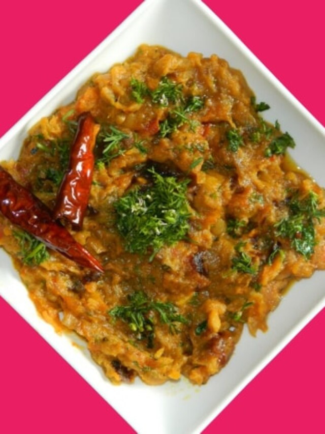 গরম ভাতে রসুন ভর্তা, এভাবে বানালে দুপুরটা জমে যাবে